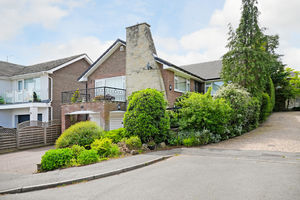 Burlington Grove Dore